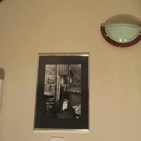 La Maison Au Coin 勒维雅昂
